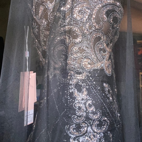 ✨PROM DRESS✨ - Picture 8 of 11